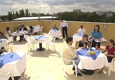 Kosher Hotel Lev Or Romania