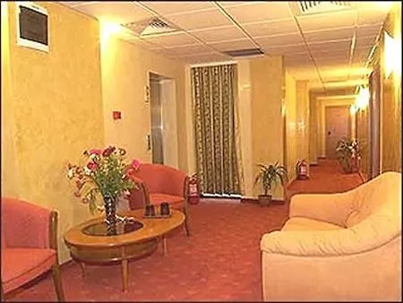 Kosher Hotel Lev Or 3*, Bucharest