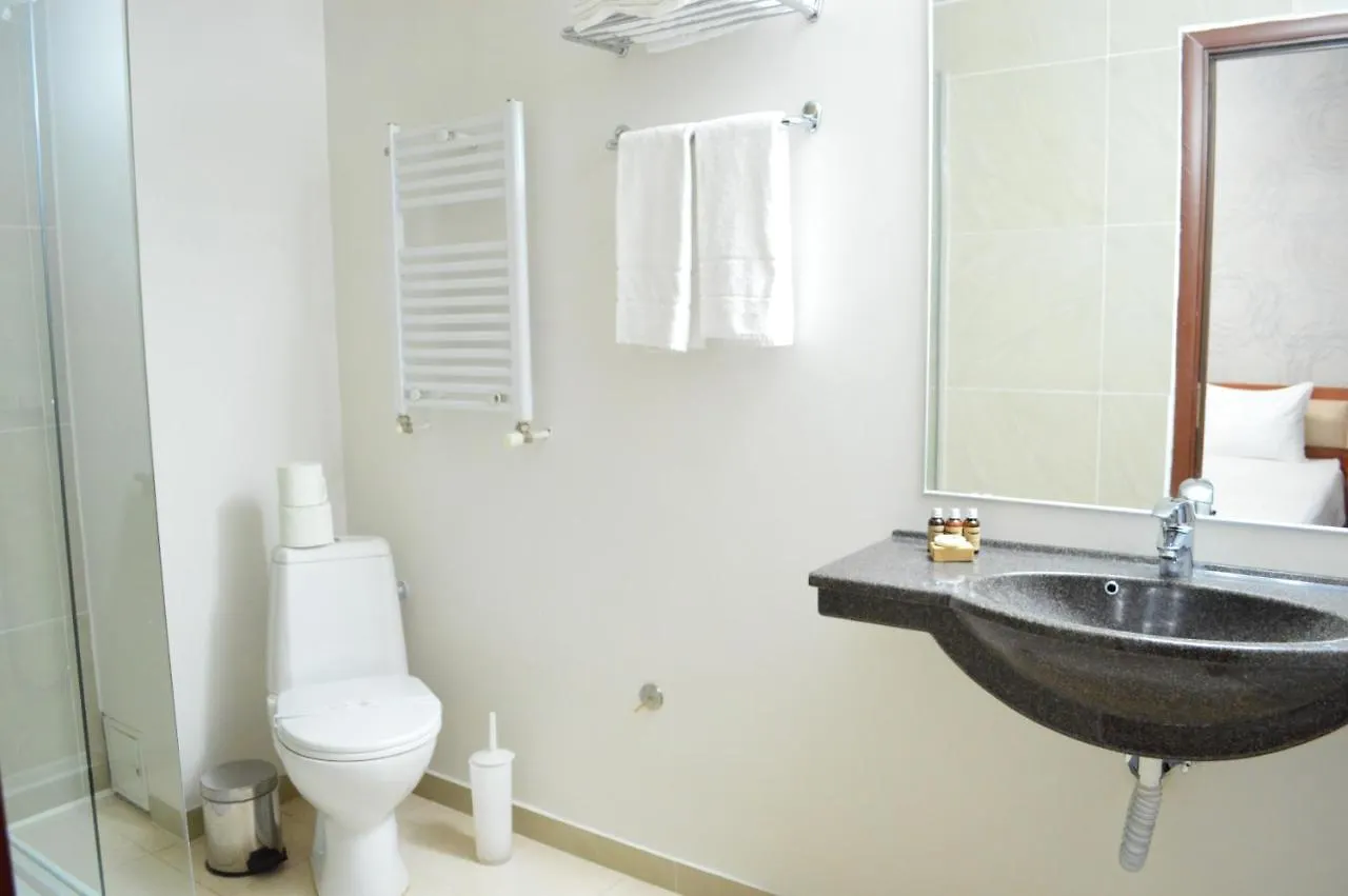 Kosher Hotel Lev Or  Bucharest