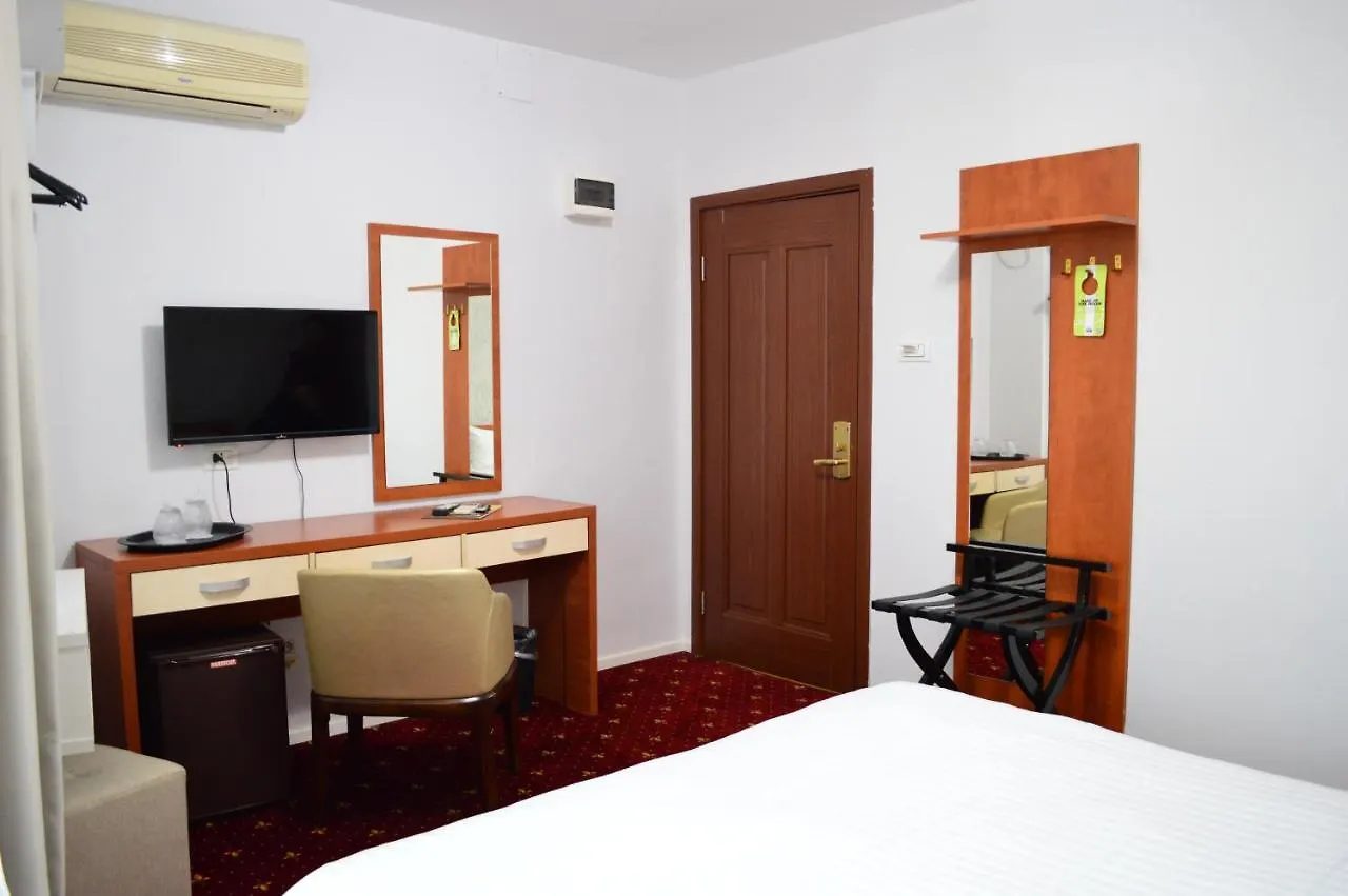 Kosher Hotel Lev Or Βουκουρέστι